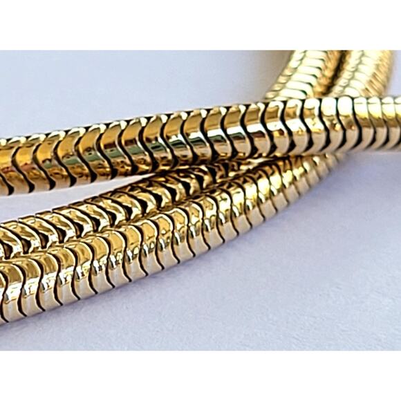 Vintage Monet Eternity Pendant Necklace and Original Gold Snake Chain Signed - Picture 5 of 9